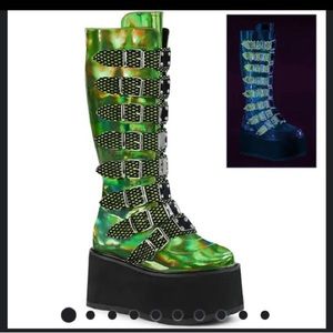 Like green elevator shoes